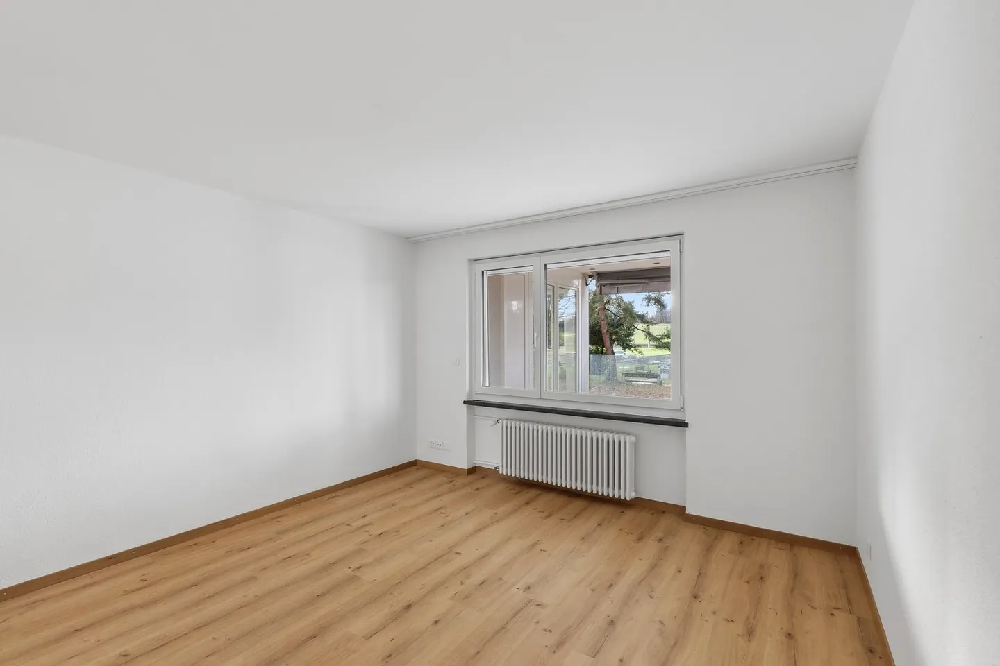 Appartamenti completamente ristrutturati con giardino d'inverno e balcone - Foto 11 di 12