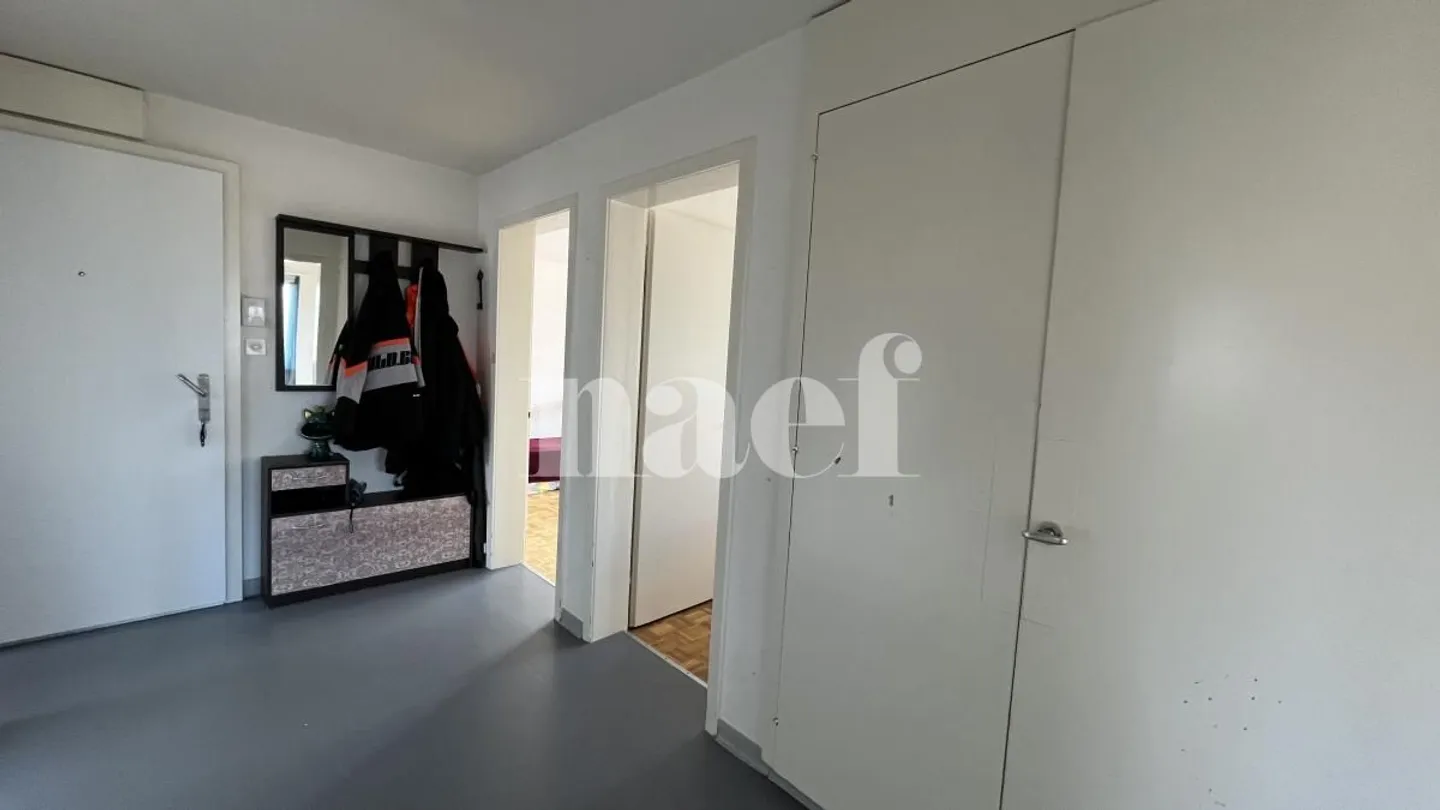 Gemütliche 4-Zimmer-Wohnung im dritten Stock in Fribourg! - Foto 6 von 8