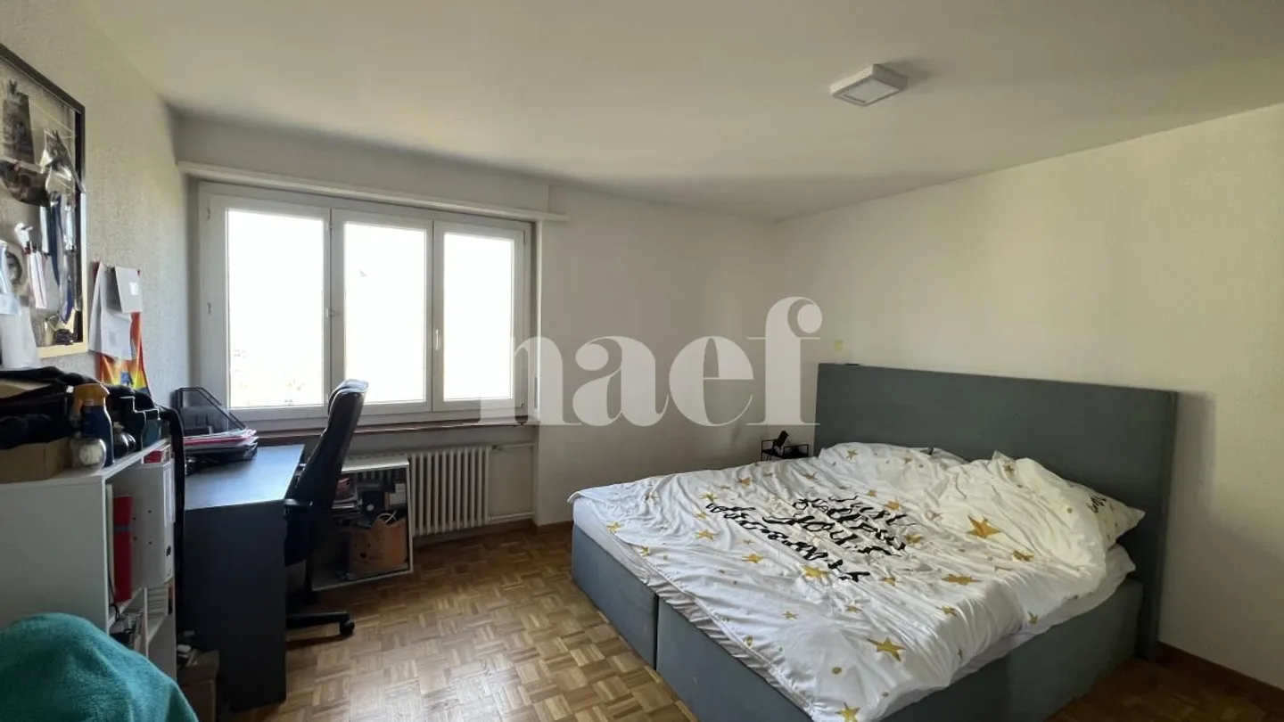 Gemütliche 4-Zimmer-Wohnung im dritten Stock in Fribourg! - Foto 7 von 8