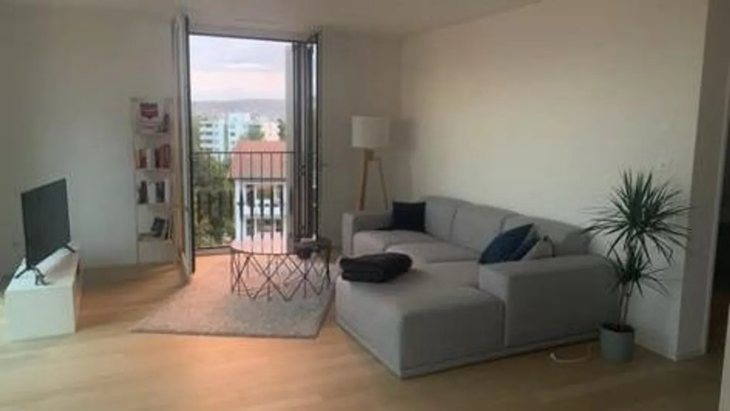 Appartement en Attique de 2,5 pièces - Photo 6 sur 9