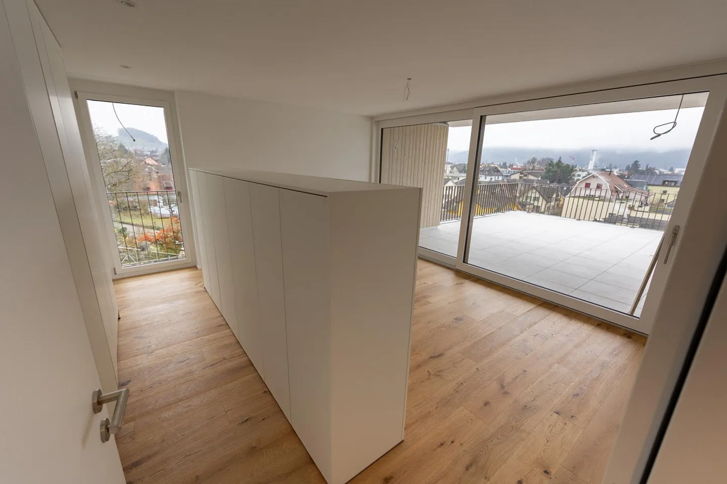 Maison de terrasse en duplex exclusive de 4,5 pièces avec vue de rêve - Photo 5 sur 10