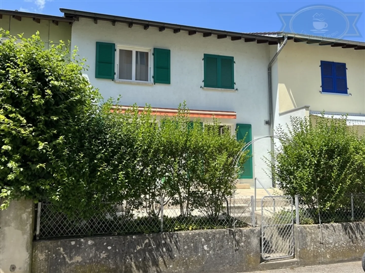 Affascinante casa a schiera vicino al centro storico di Porrentruy - Foto 2 di 10