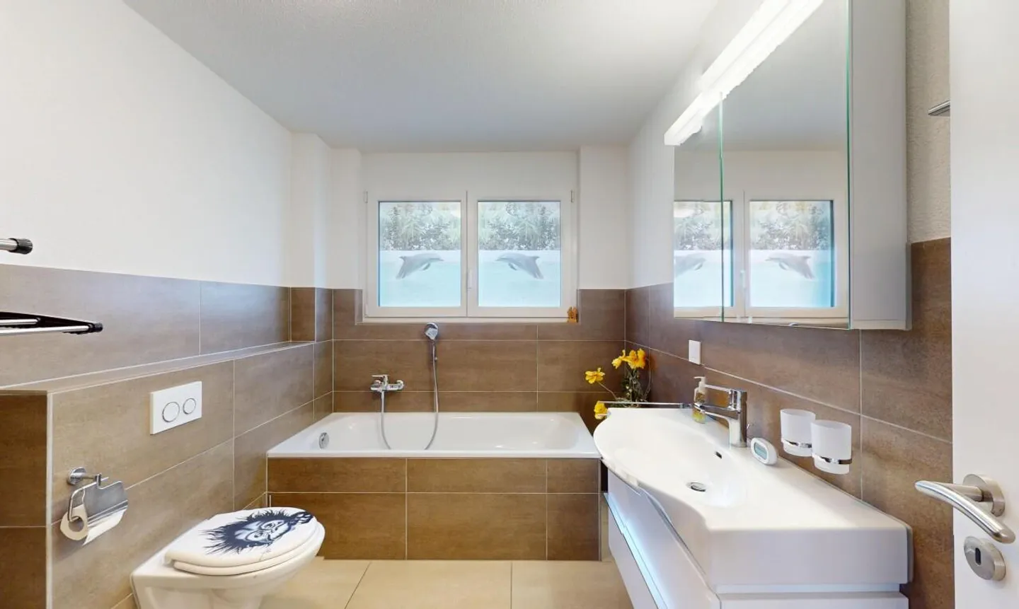 Age-appropriate bungalow in idyllic location - Photo 12 of 13