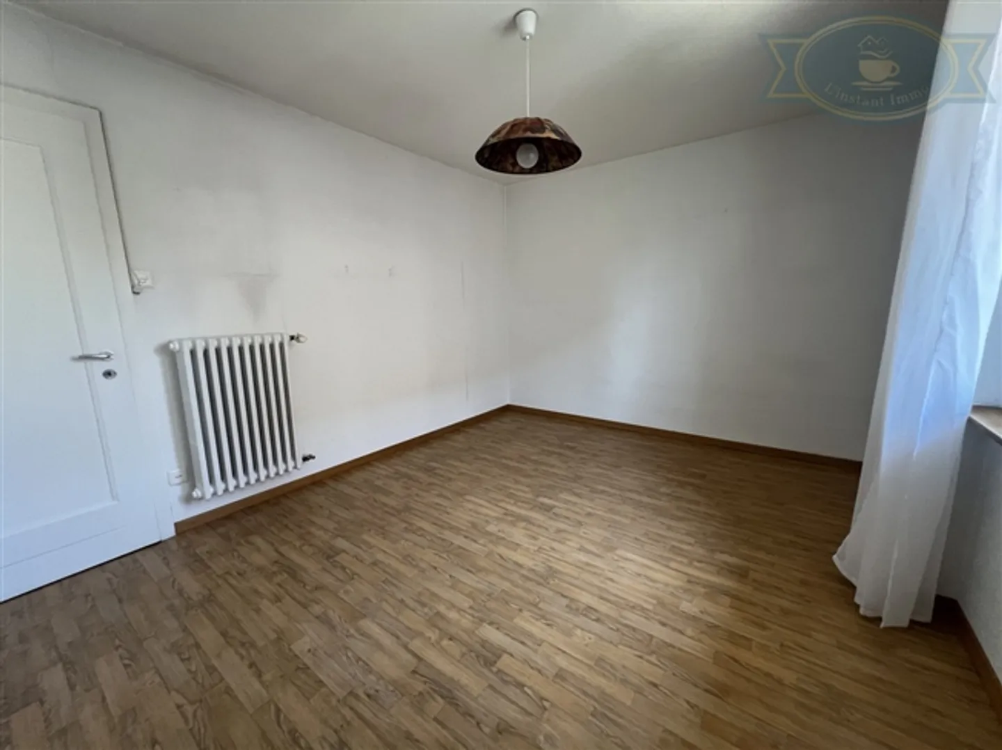 Affascinante casa a schiera vicino al centro storico di Porrentruy - Foto 8 di 10