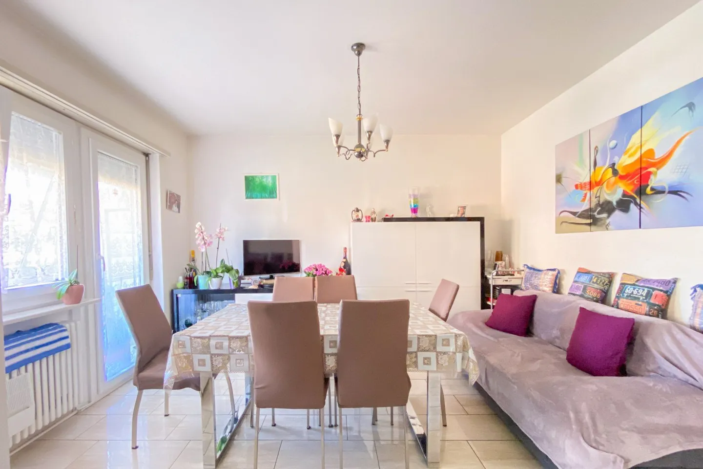 Appartamento ristrutturato di 4,5 locali in zona residenziale - Foto 3 di 18