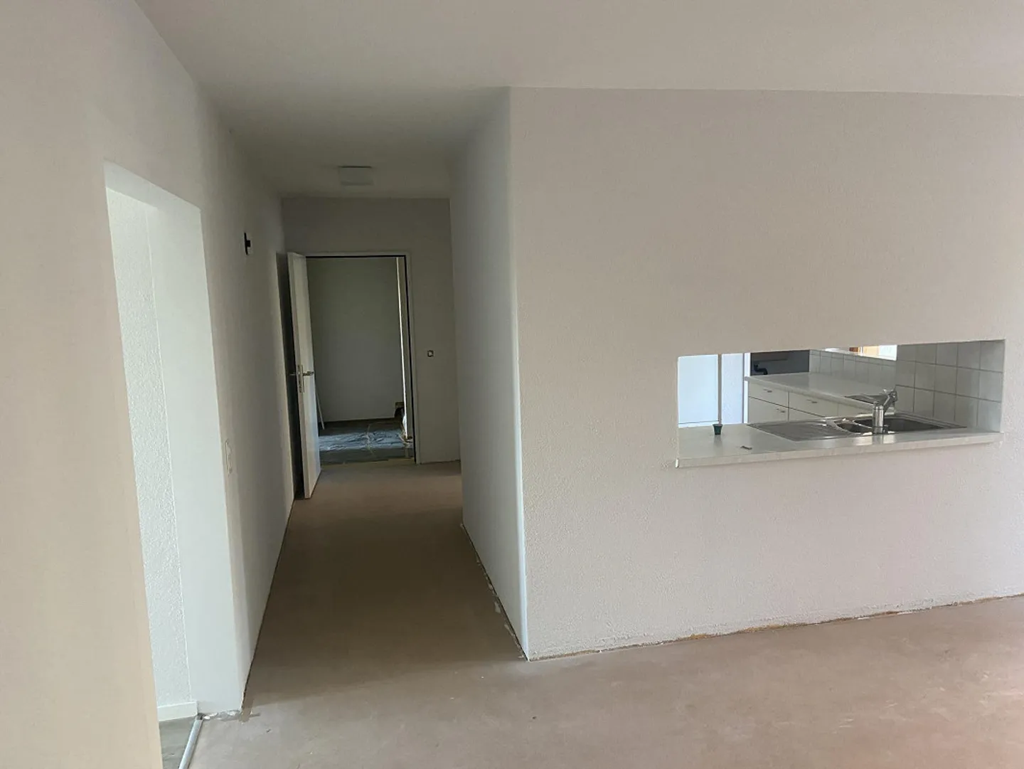 Grosszügige 5 1/2-Zimmer-Wohnung 142m2, mit grosser Terrasse - Foto 6 von 16