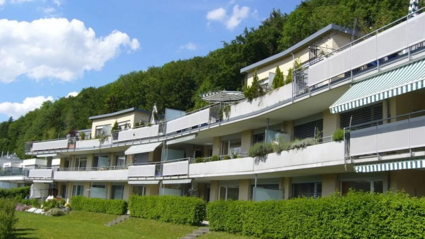 Appartement 5.5 pièces : Quartier idyllique dans la verdure - Photo 1 sur 10