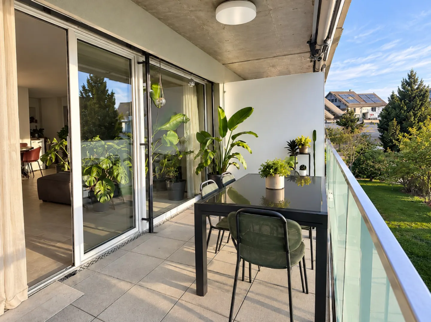 Appartamento moderno con balcone - Foto 5 di 5
