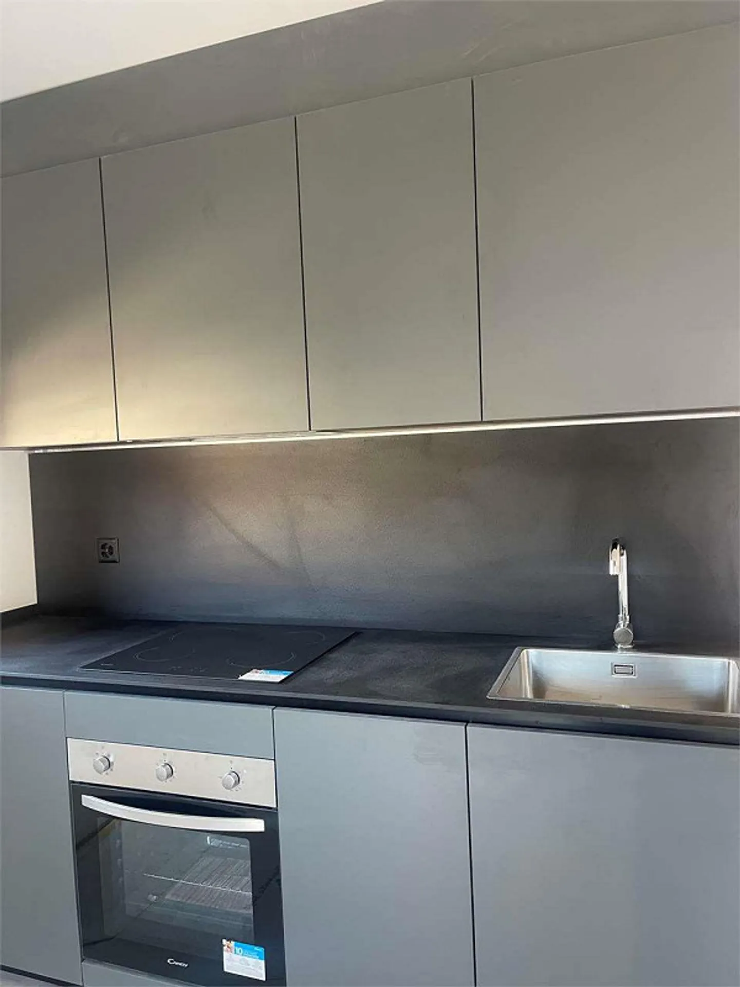 Elegante appartamento monolocale arredato a due passi dalla stazione - Foto 3 di 5