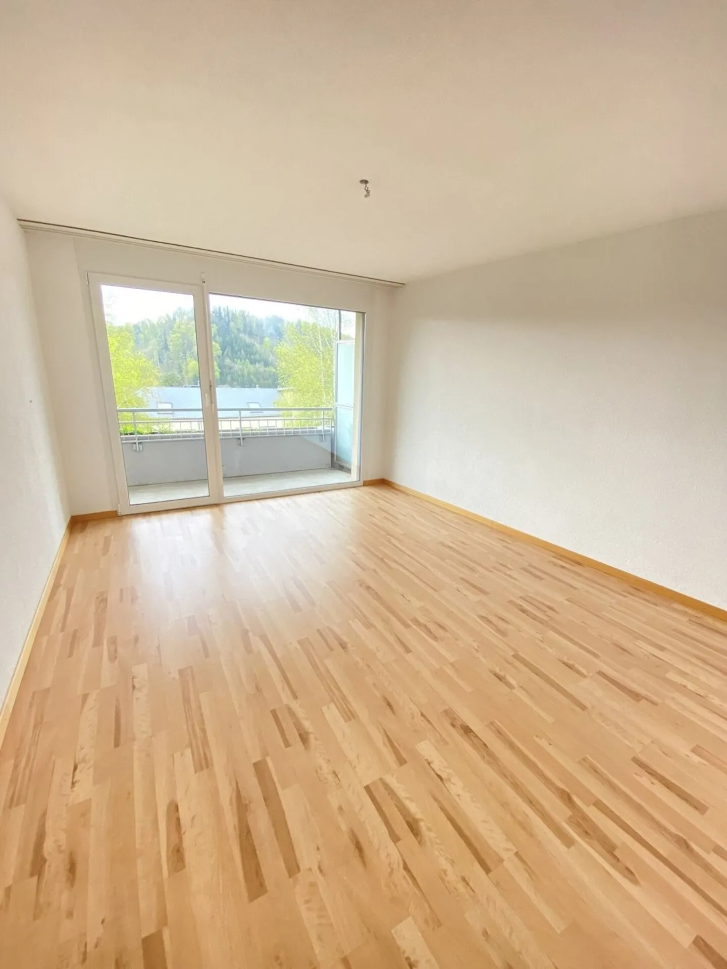 Appartement 5.5 pièces : Quartier idyllique dans la verdure - Photo 6 sur 10