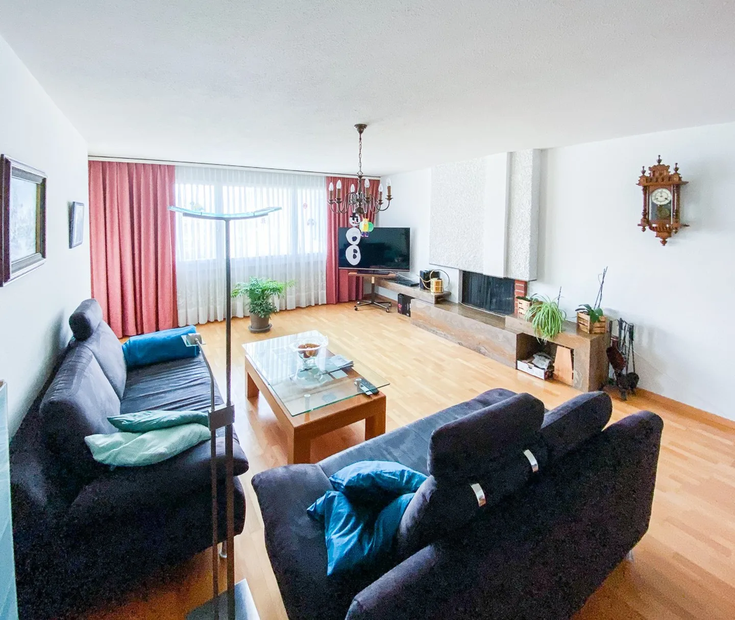 2 maisons multifamiliales avec garage - investissement attractif! - Photo 3 sur 8