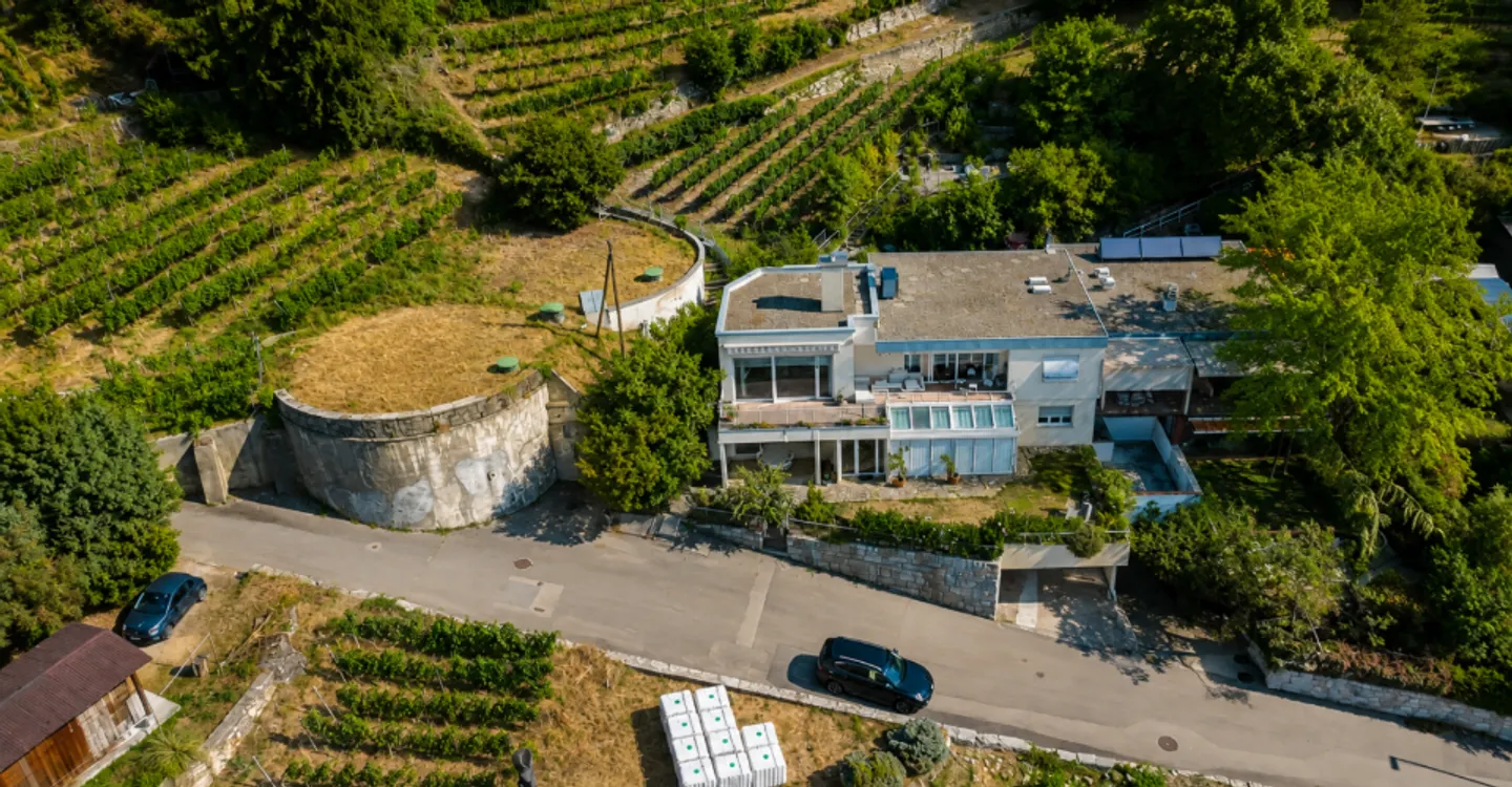 Villa eccezionale con vista panoramica sul lago - Foto 1 di 13