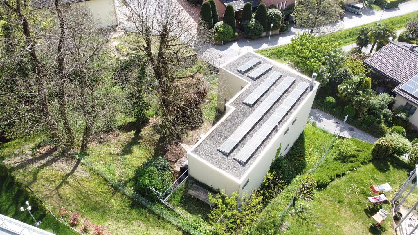 Casa singola esclusiva con giardino - Foto 2 di 5