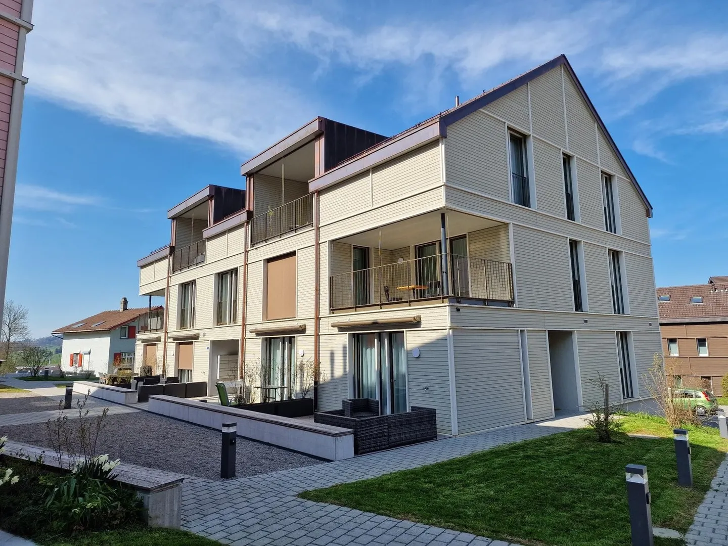 Like-new 2.5 room apartment seeks new tenant - Photo 1 of 4