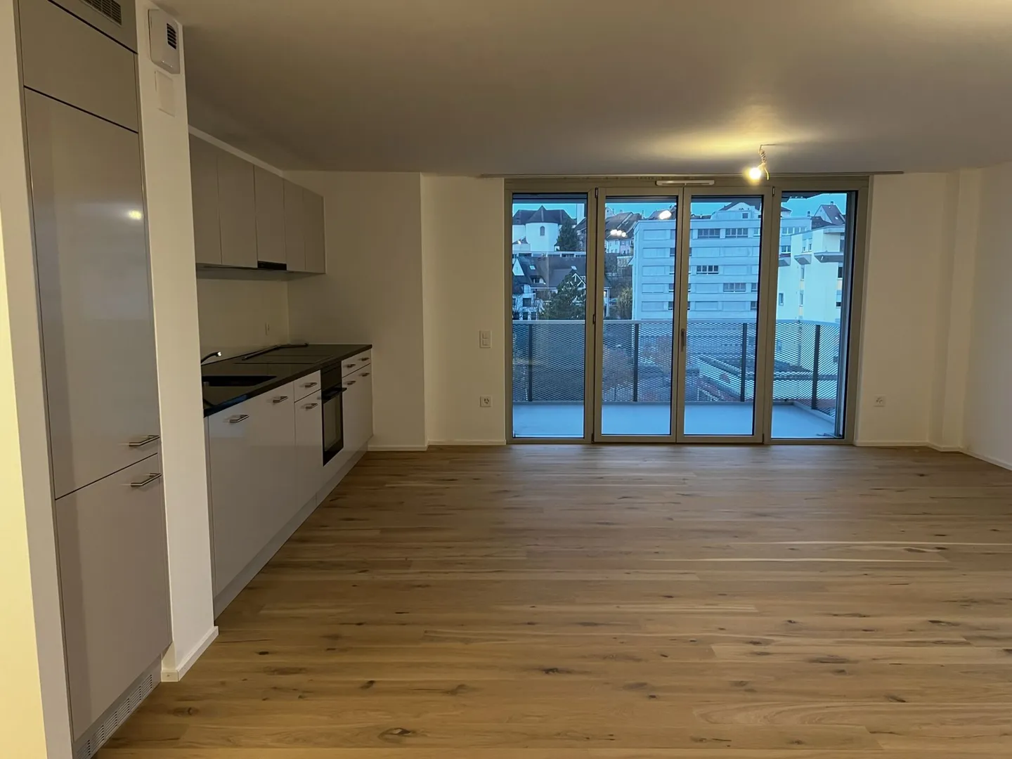 2 appartamenti (n° 7 e 13) di 4.5 stanze in affitto in un edificio nuovo con ascensore - Foto 4 di 16