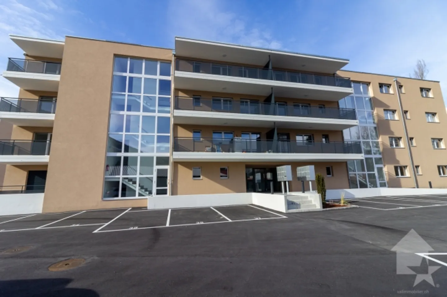 Appartamento di 3,5 stanze di 98 m2 con grande balcone - Foto 4 di 13