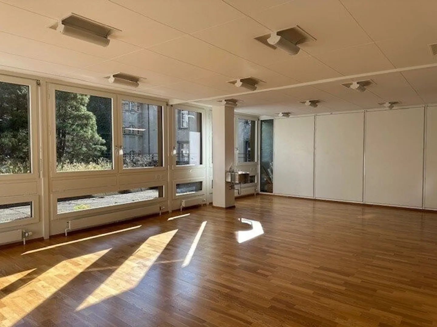 Office or Therapy Room in the Heart of Biel - Photo 1 of 2