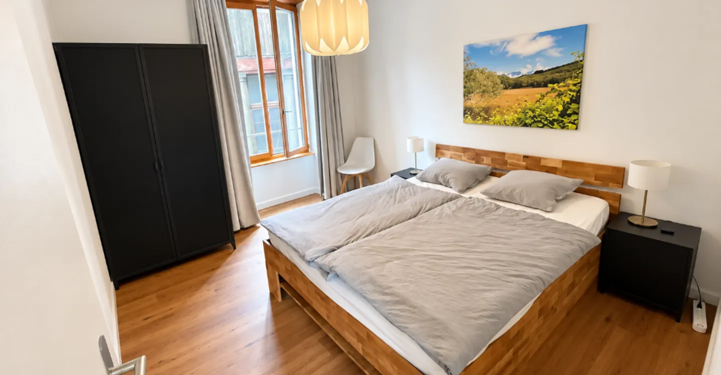 Appartement meublé de 2,5 avec balcon, Wifi et Electricité inclus - Photo 3 of 5