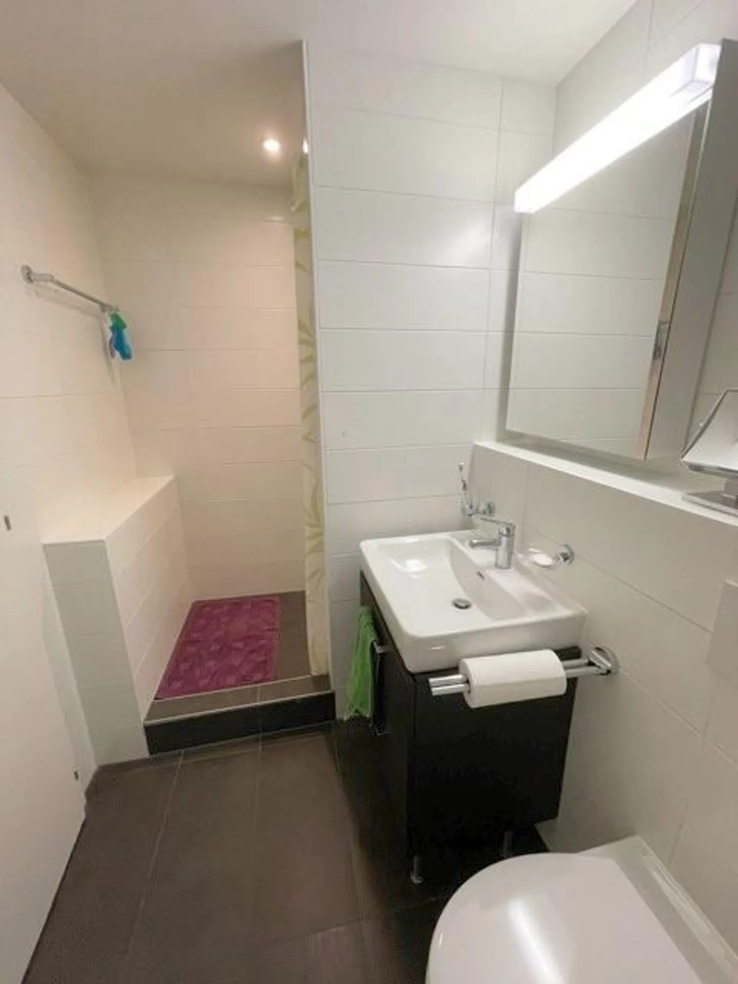 Magnifique Appartement Neuf avec Vue sur le Lac - Photo 7 sur 12