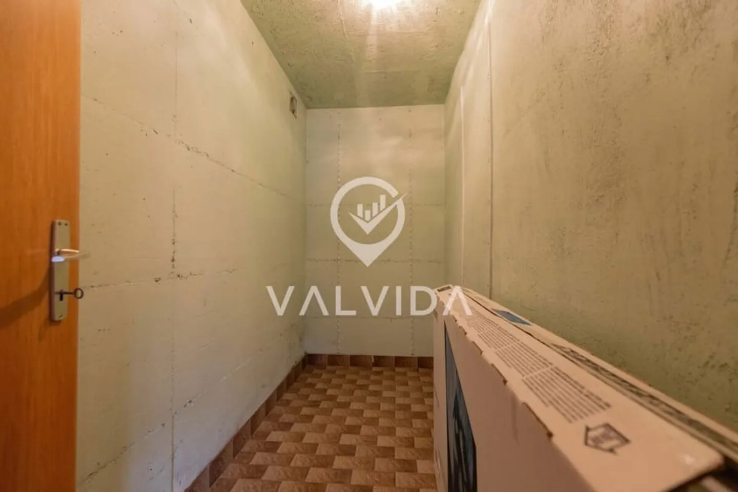 Furnished 2-room apartment with panoramic view over the Rhone Valley - Photo 7 of 8