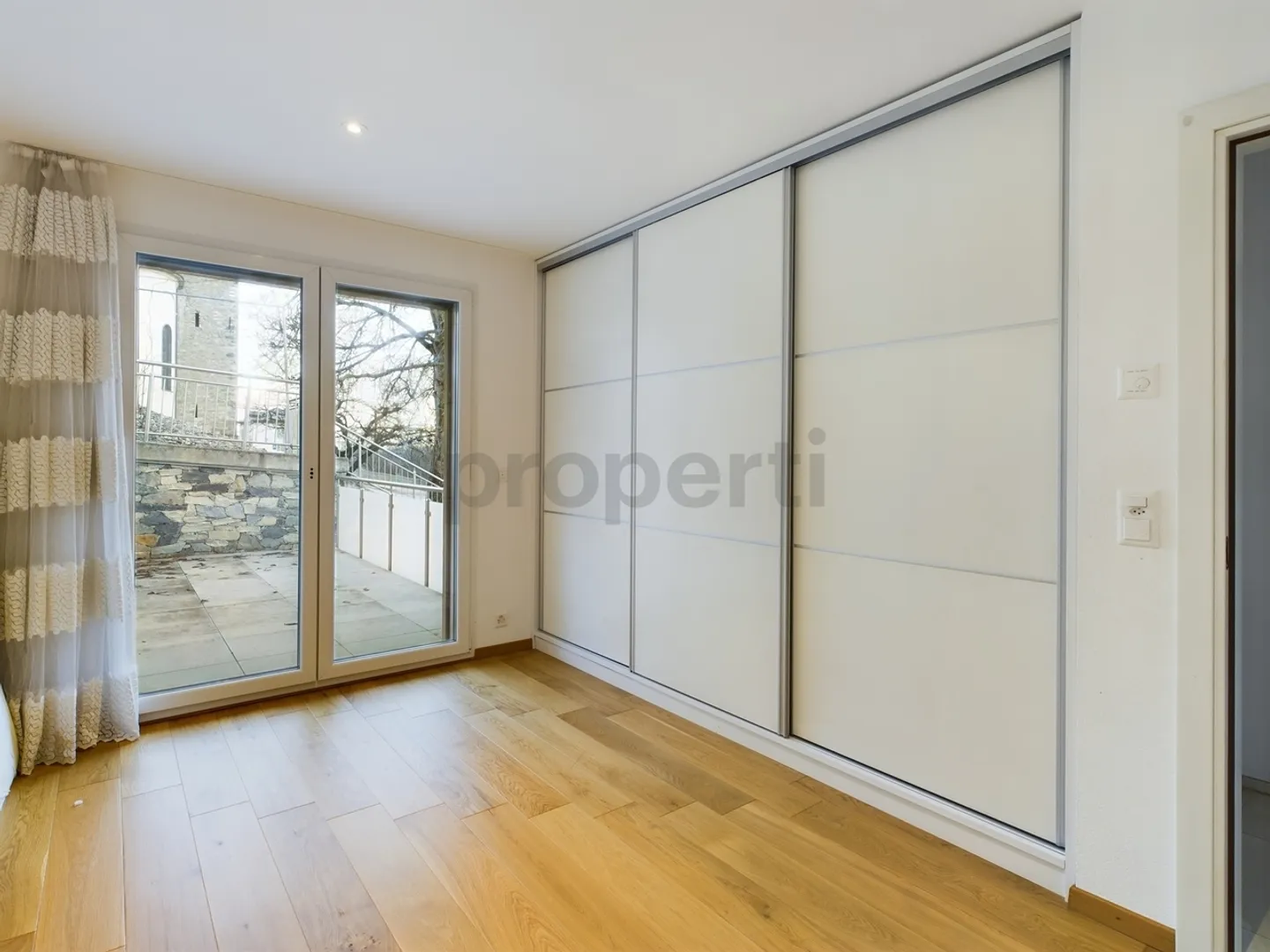 Geräumiges und modernes 8,5-Zimmer-Haus in Chalais - Foto 8 von 13