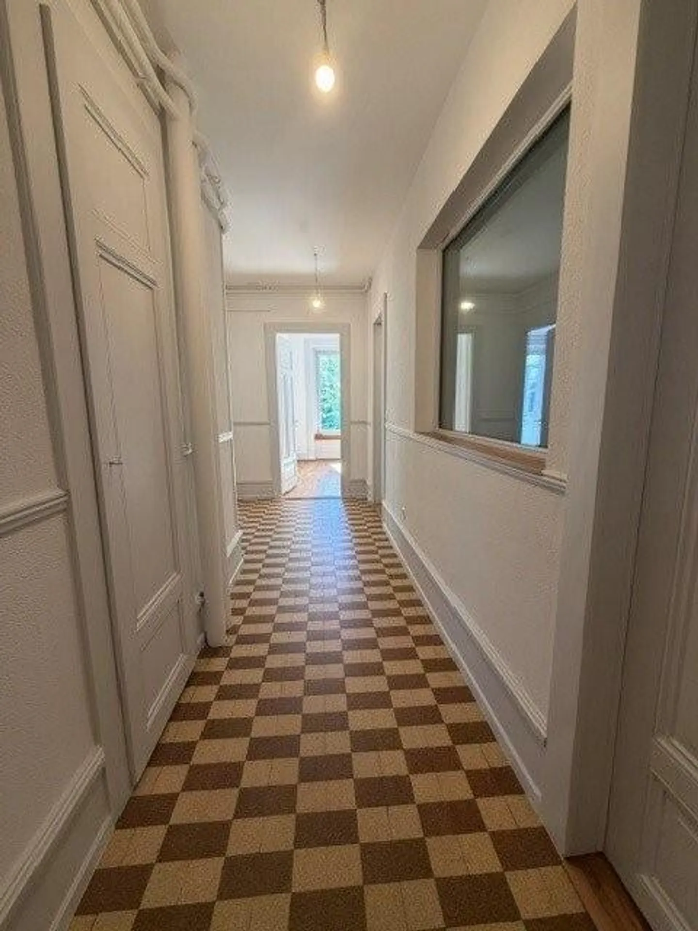 Appartement 5 pièces charmant - Photo 12 sur 12