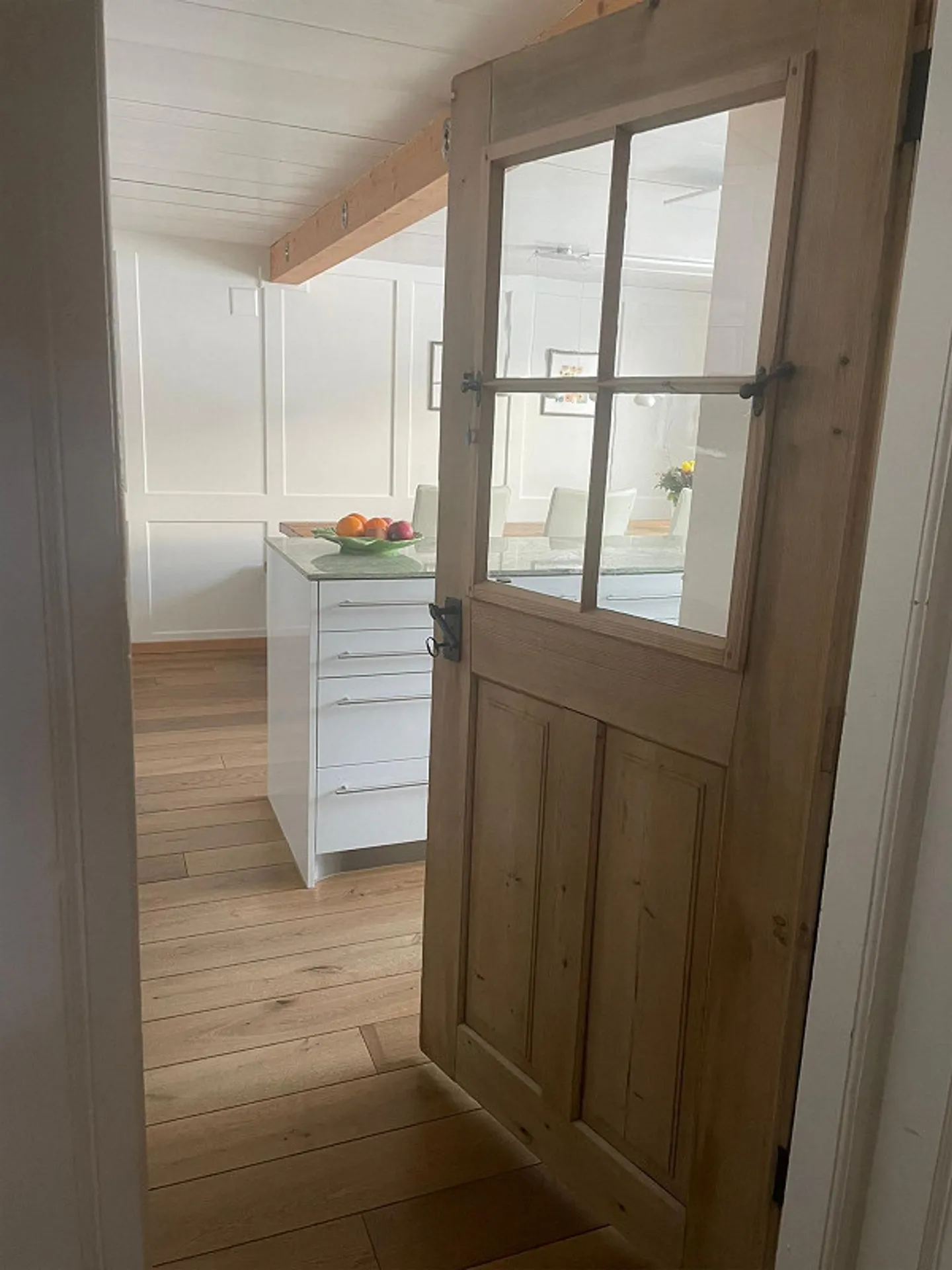 Appartement en duplex lumineux de 5,5 pièces fraîchement rénové dans le meilleur emplacement - Photo 5 sur 29