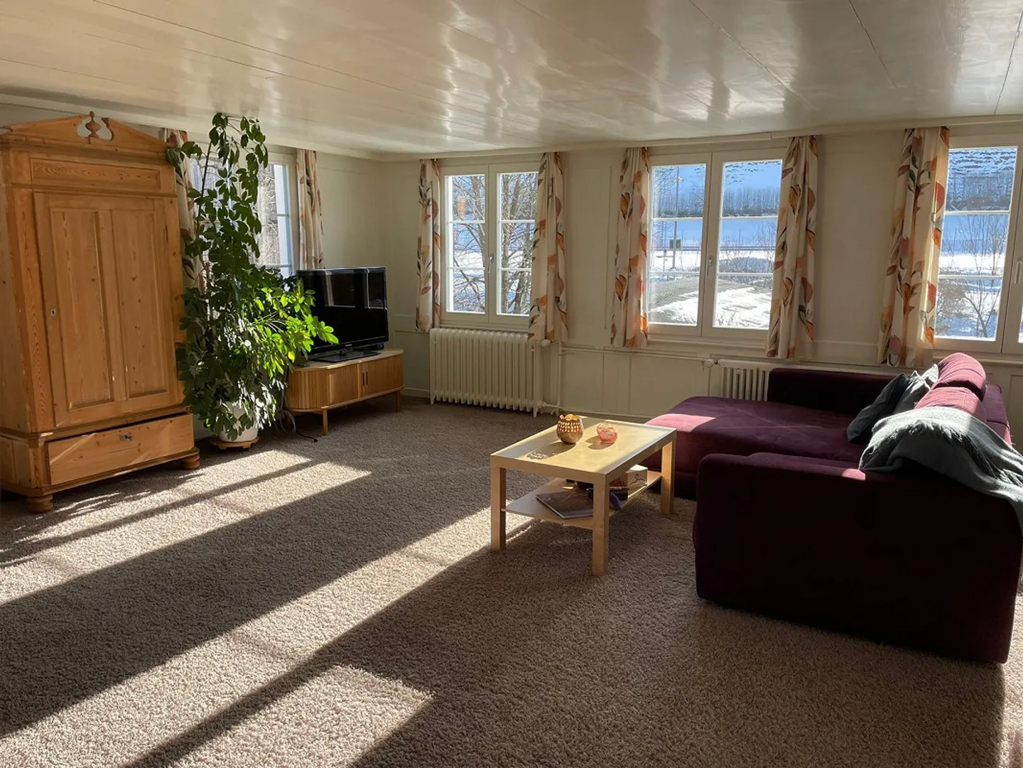 Appartement en duplex lumineux de 5,5 pièces fraîchement rénové dans le meilleur emplacement - Photo 9 sur 29