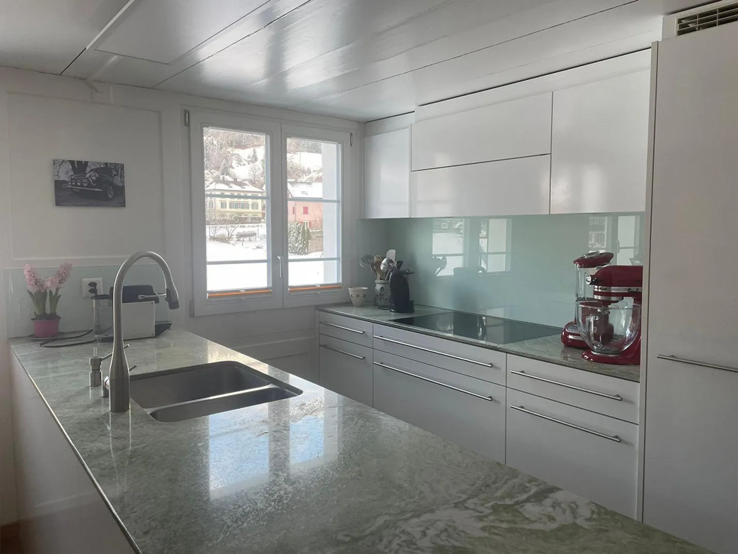 Appartement en duplex lumineux de 5,5 pièces fraîchement rénové dans le meilleur emplacement - Photo 10 sur 29