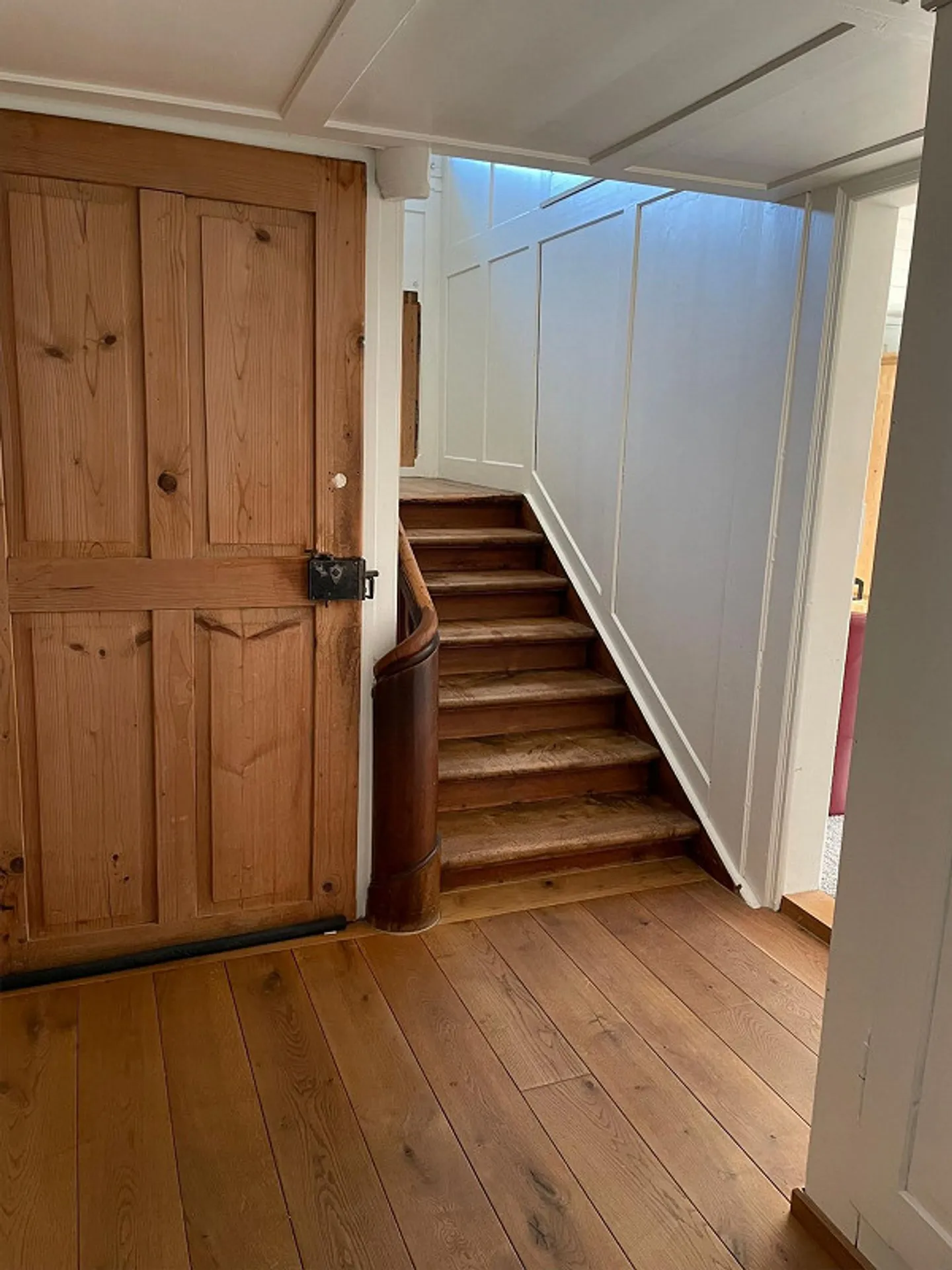 Appartement en duplex lumineux de 5,5 pièces fraîchement rénové dans le meilleur emplacement - Photo 19 sur 29