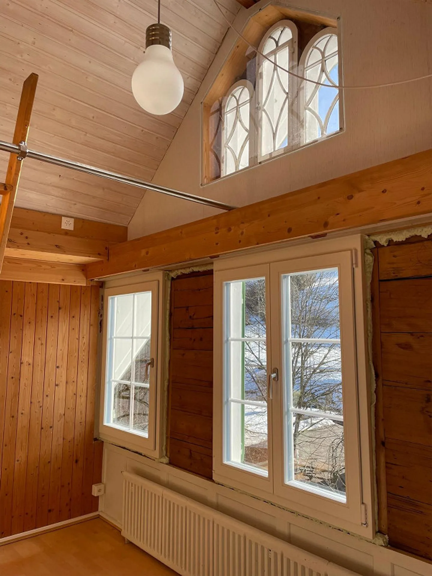 Appartement en duplex lumineux de 5,5 pièces fraîchement rénové dans le meilleur emplacement - Photo 20 sur 29