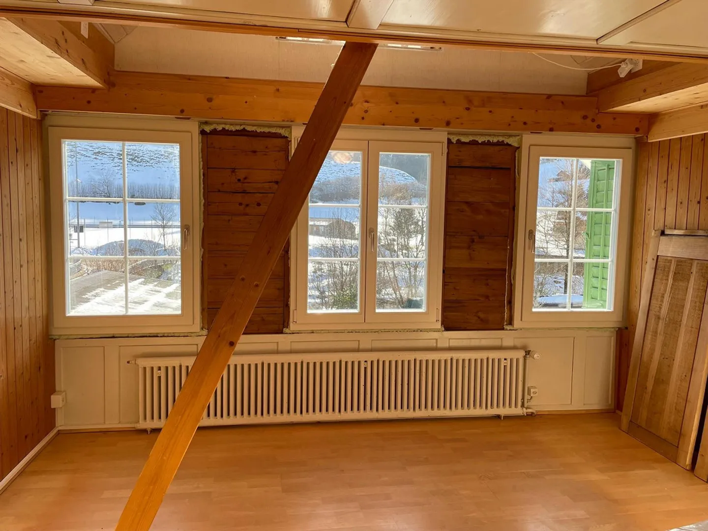 Appartement en duplex lumineux de 5,5 pièces fraîchement rénové dans le meilleur emplacement - Photo 21 sur 29