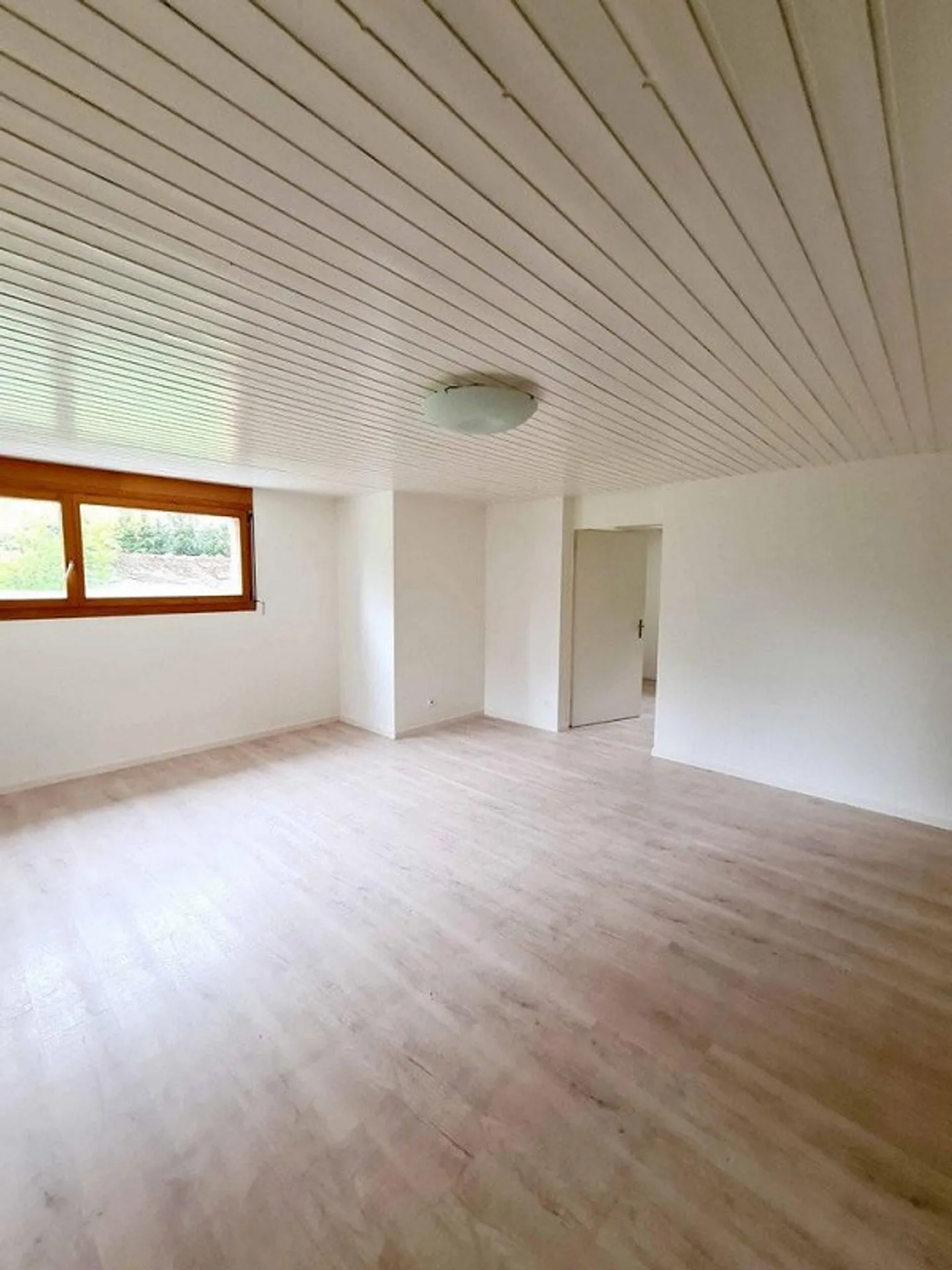 Chambres polyvalentes dans un endroit calme - Photo 3 sur 6