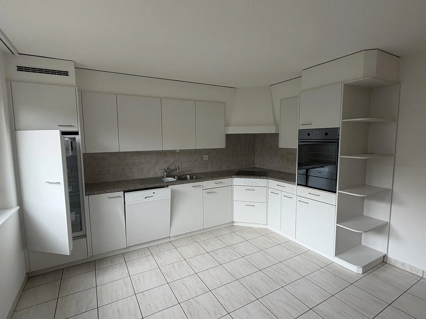 4.5 Room Terraced Single-Family House - Photo 5 of 11