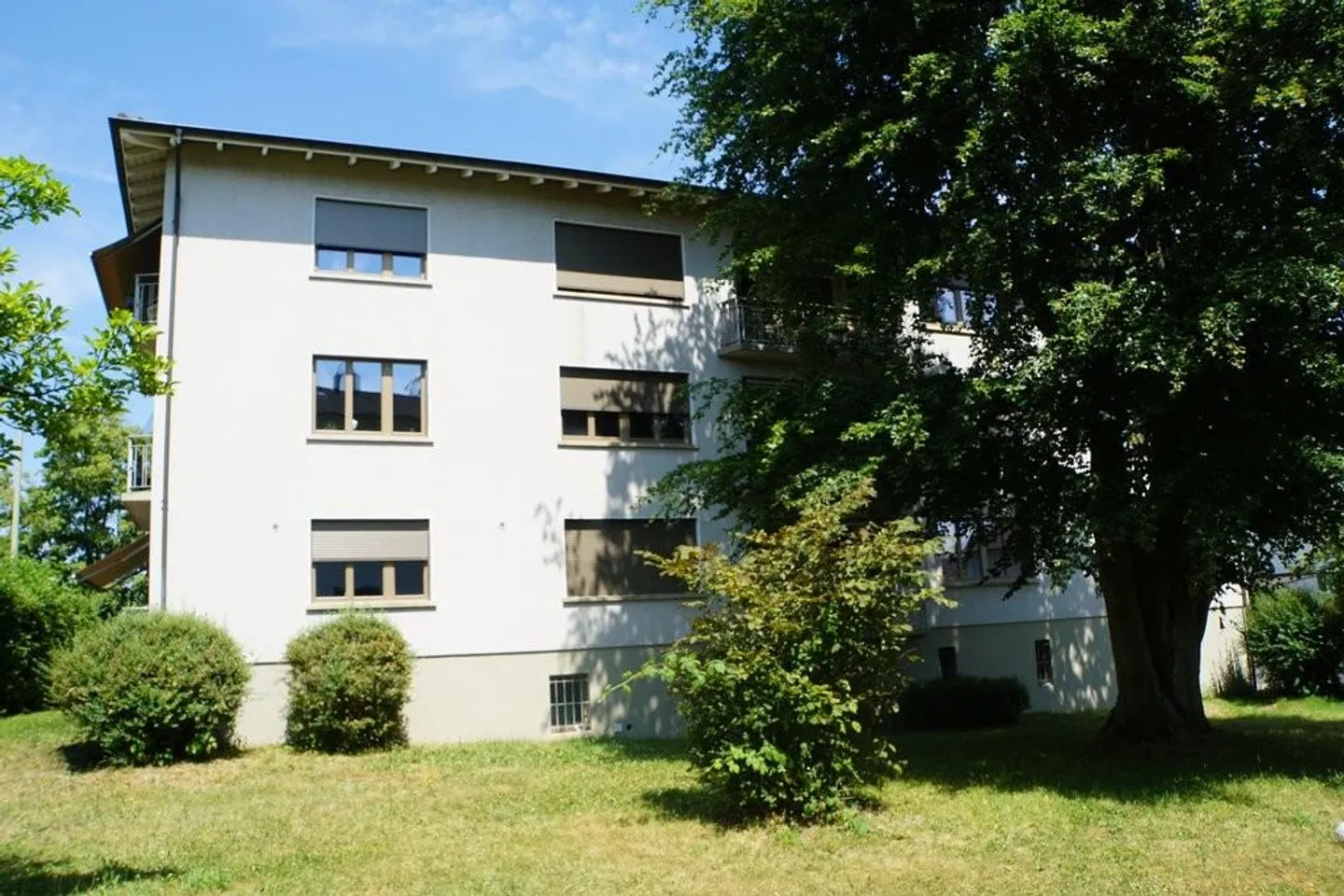 Appartamento attraente con 2 camere a Münchenstein - Foto 2 di 8