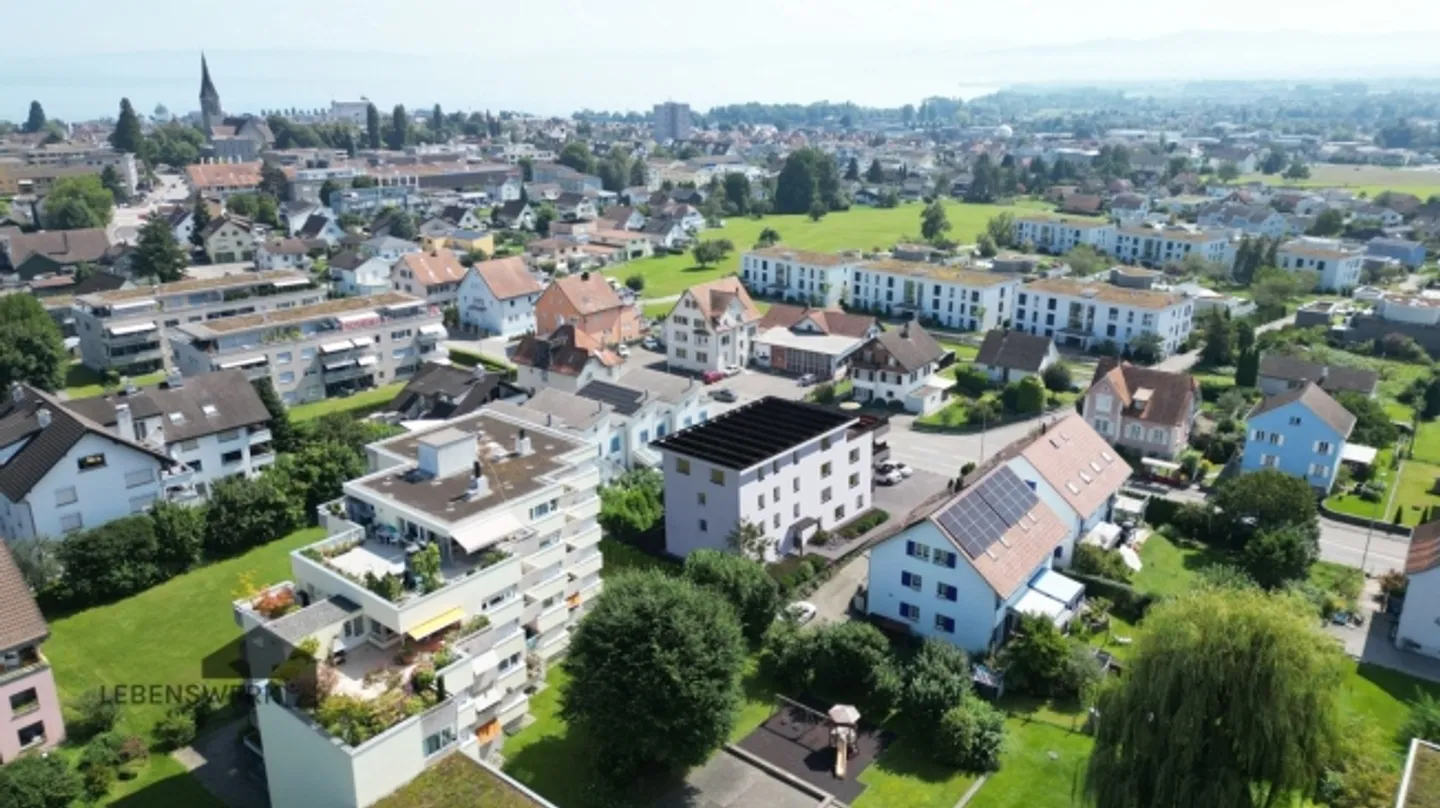 Terreno edificabile con permesso di costruzione per un edificio multifamilial - Romanshorn - Foto 3 di 15
