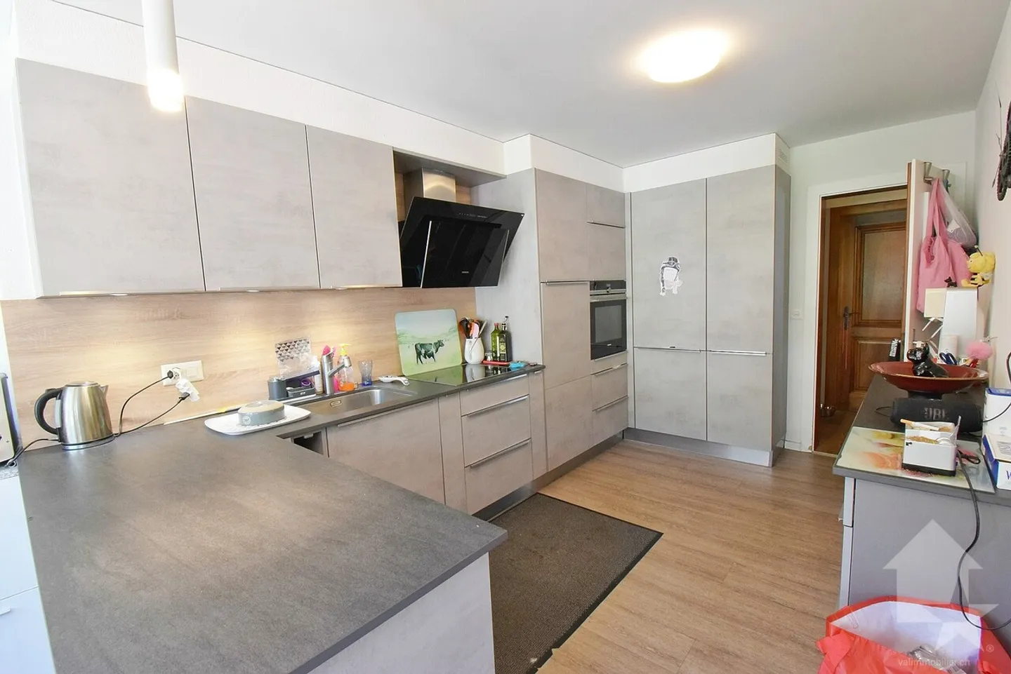 Edificio di 3 o 4 appartamenti con fienile e garage inclusi! - Foto 6 di 19
