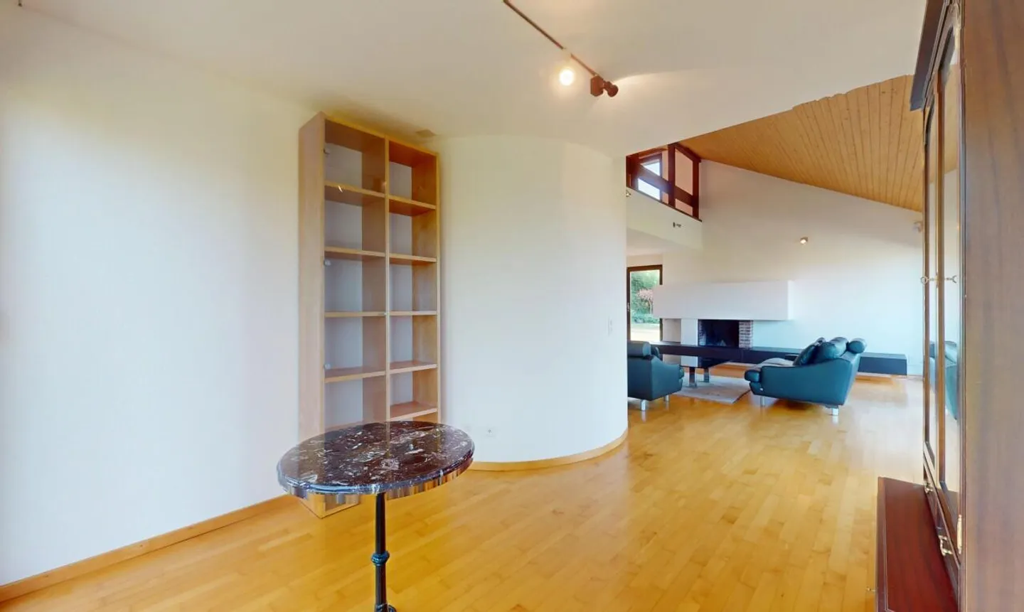 Maison individuelle de 6,5 pièces avec jardin généreux - Photo 10 sur 11