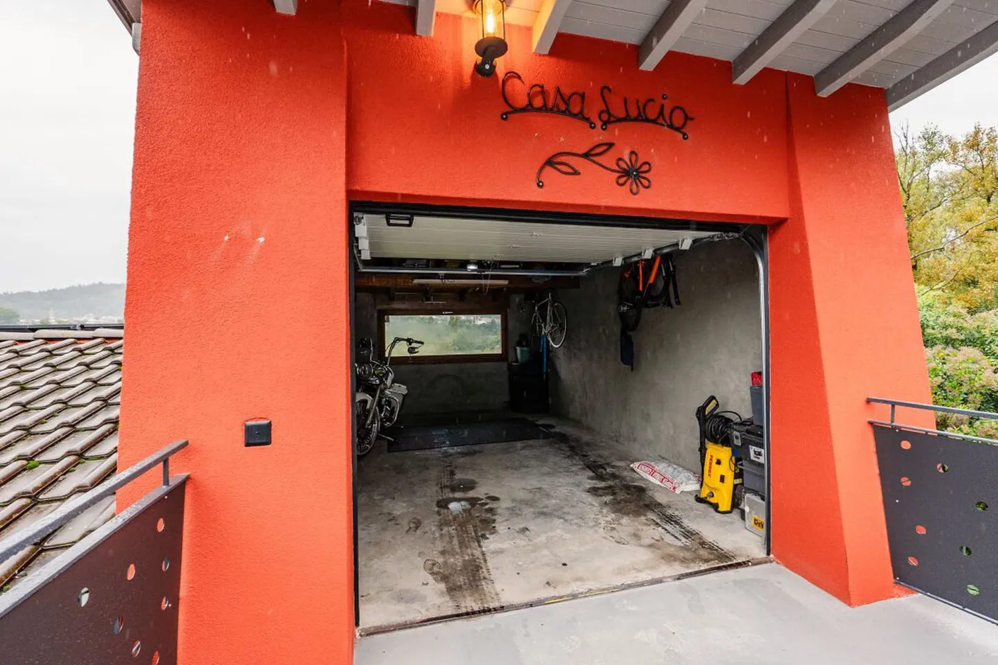 An Oasis of Peace Between Nature and Modern Comfort in Locarno - Photo 11 of 11