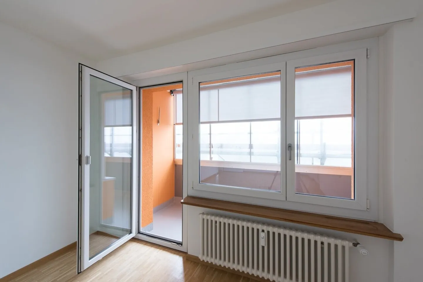 Appartamento di 3 stanze in un quartiere familiare in affitto - Foto 3 di 9