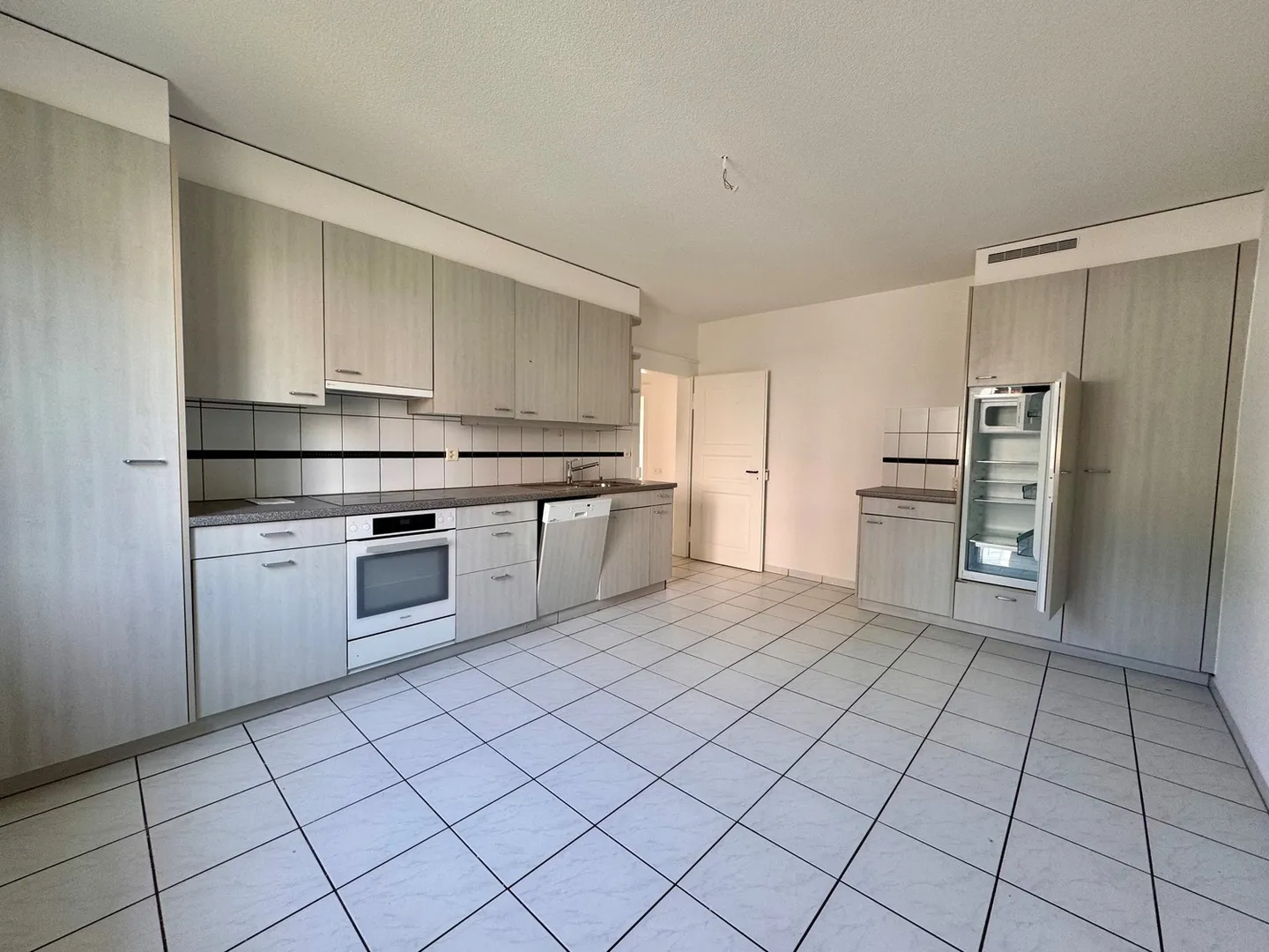 Geräumige 4.5 Zimmer-Wohnung - Foto 1 von 10