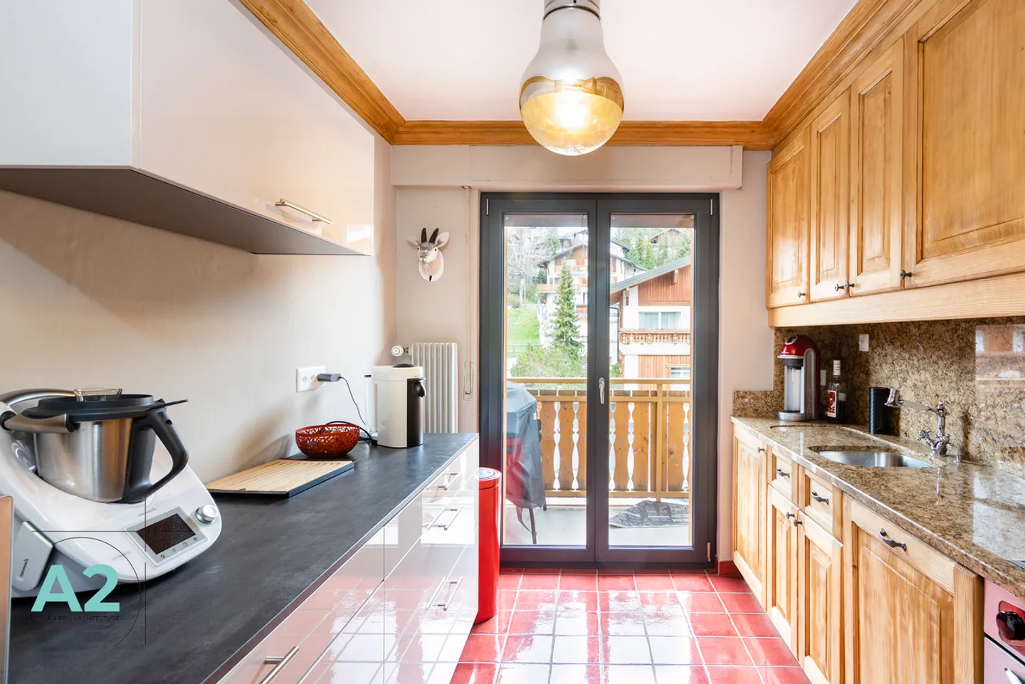 APARTMENT IN THE HEART OF CRANS-MONTANA - FOR RENT IN SUMMER - Photo 3 of 8