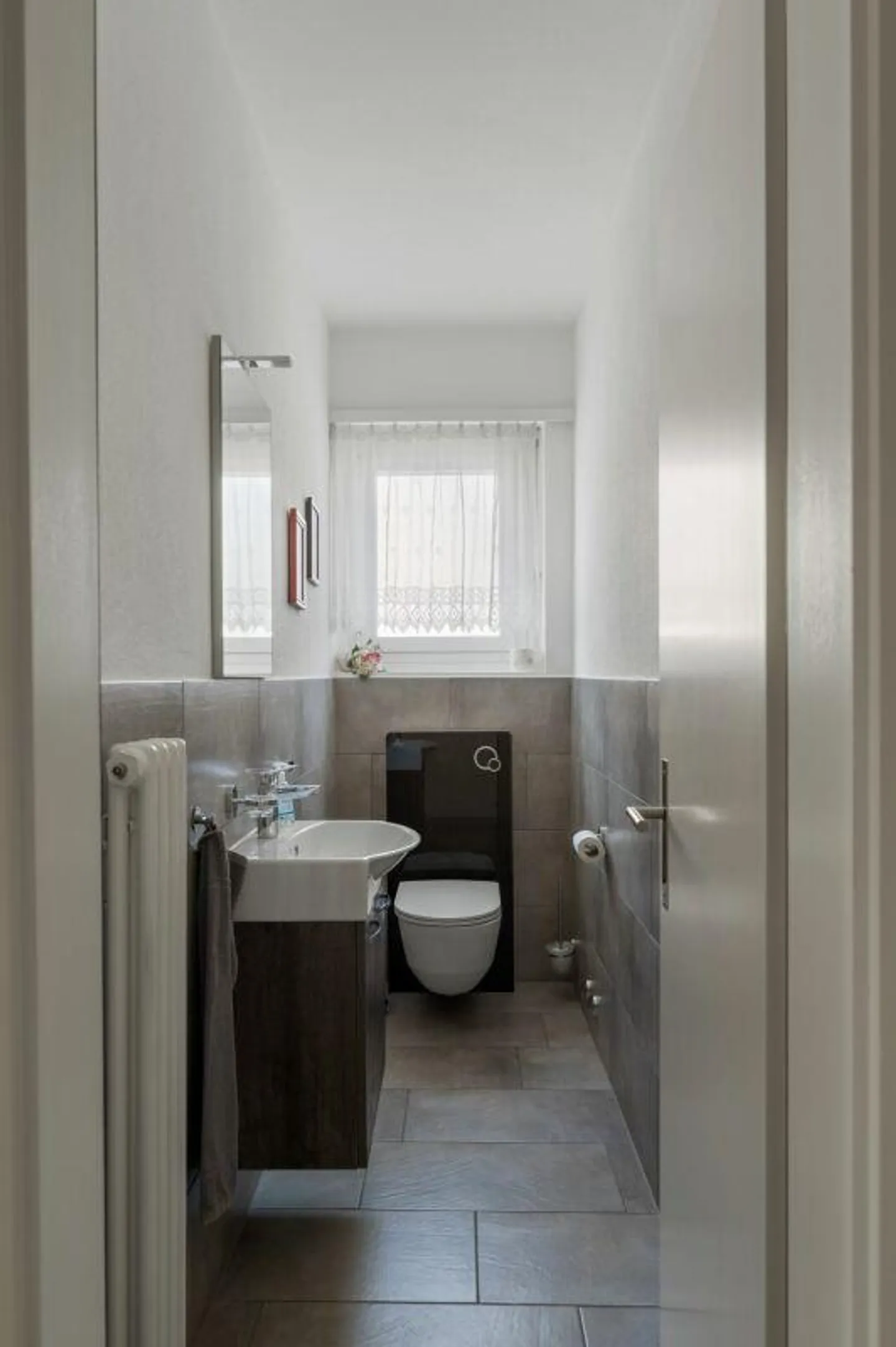 Au cœur d'Ascona, élégant et meublé 3.5 pièces avec piscine - Photo 13 sur 15