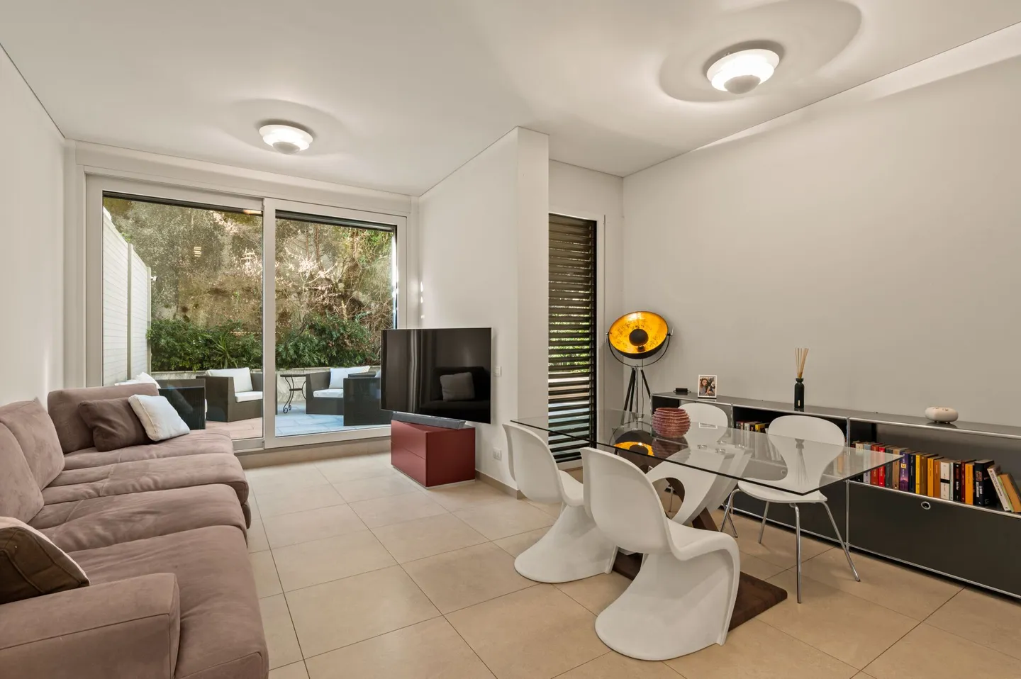 Comfort and style, apartment with a terrace of as much as 60 sqm in the city - Photo 1 of 12