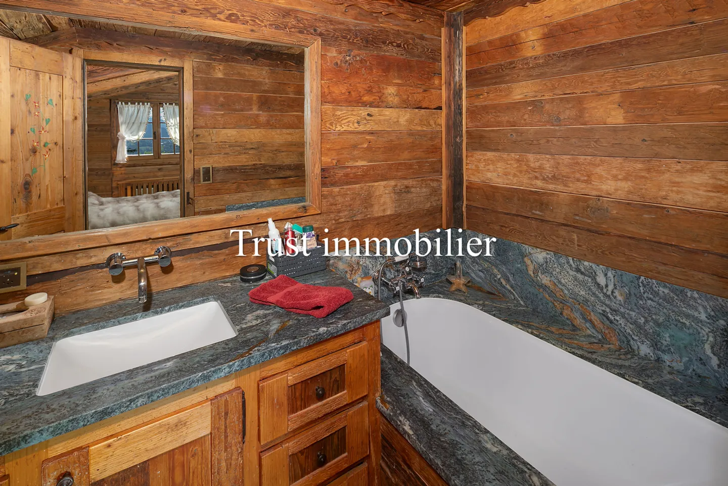 Magnificent luxury chalet for sale in Crans-Montana - Foto 18 von 21