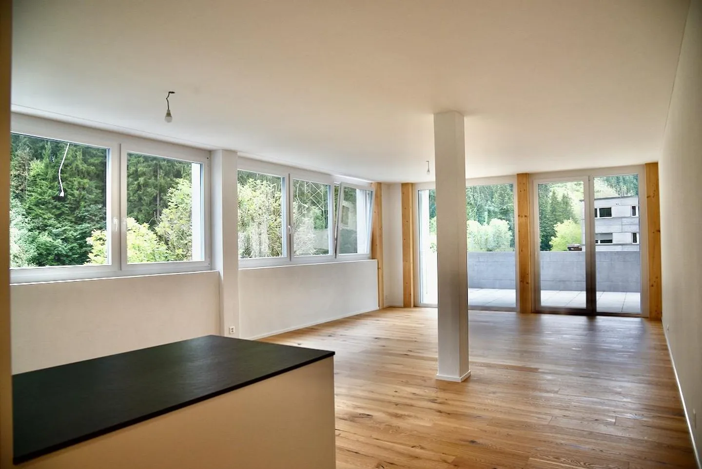 Helle, sehr grosse und moderne 2.5 Zimmer Wohnung - Foto 1 von 9