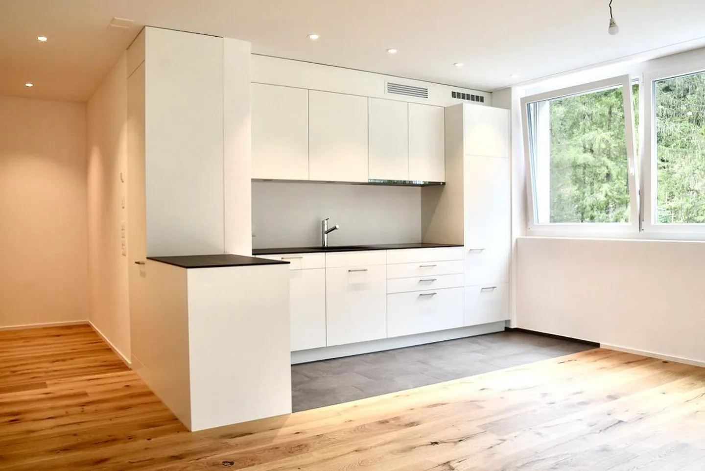 Helle, sehr grosse und moderne 2.5 Zimmer Wohnung - Foto 3 von 9