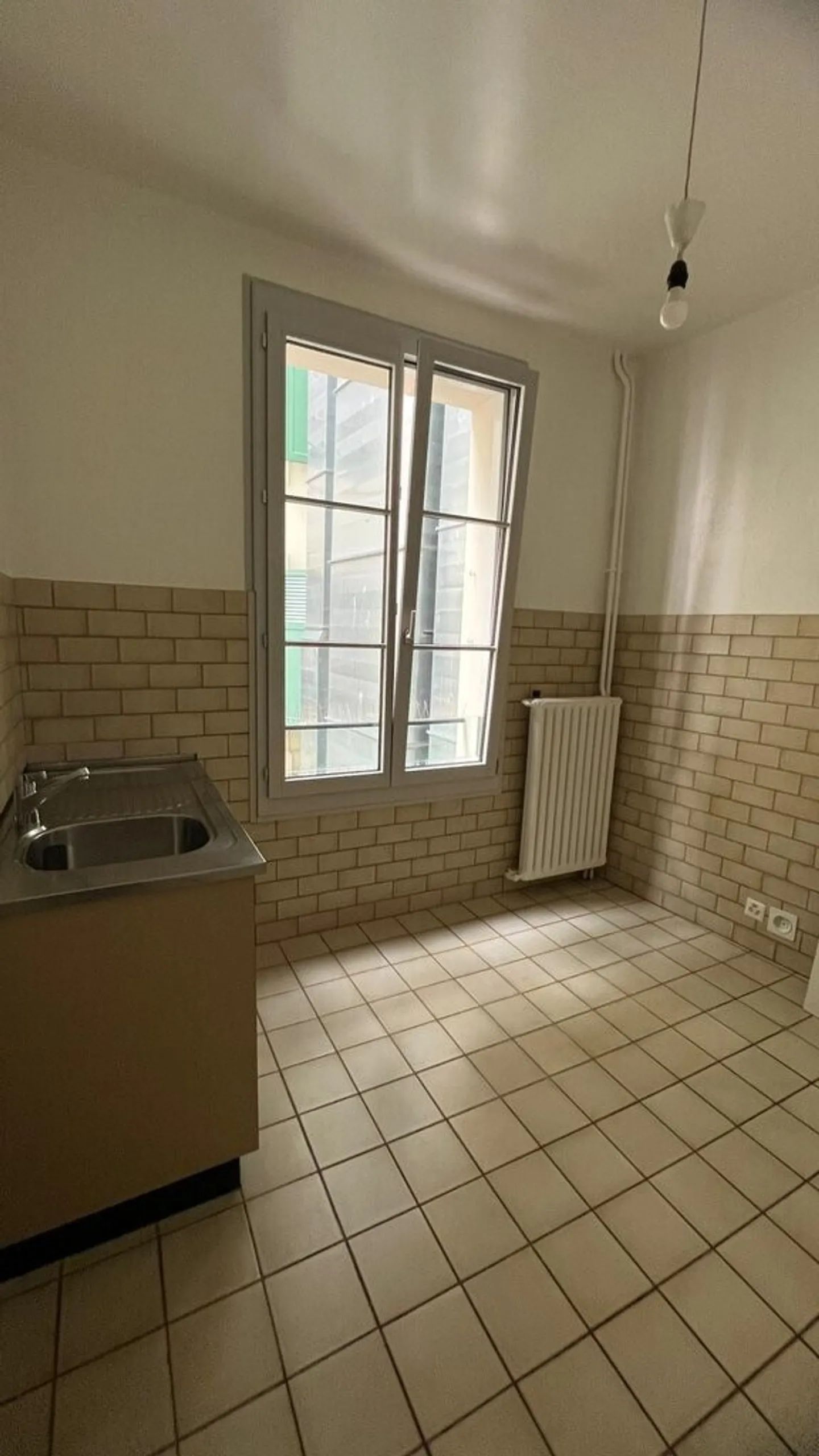 Zu ergreifen! Geräumige Unterkunft im Stadtzentrum von Lausanne! - Foto 4 von 6