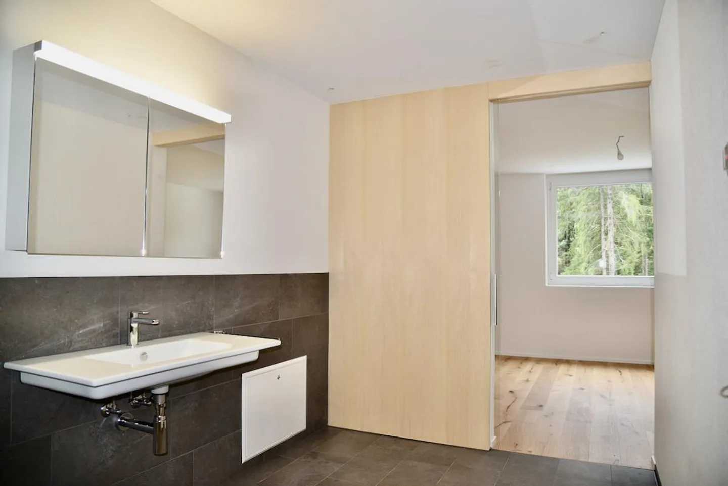 Helle, sehr grosse und moderne 2.5 Zimmer Wohnung - Foto 6 von 9