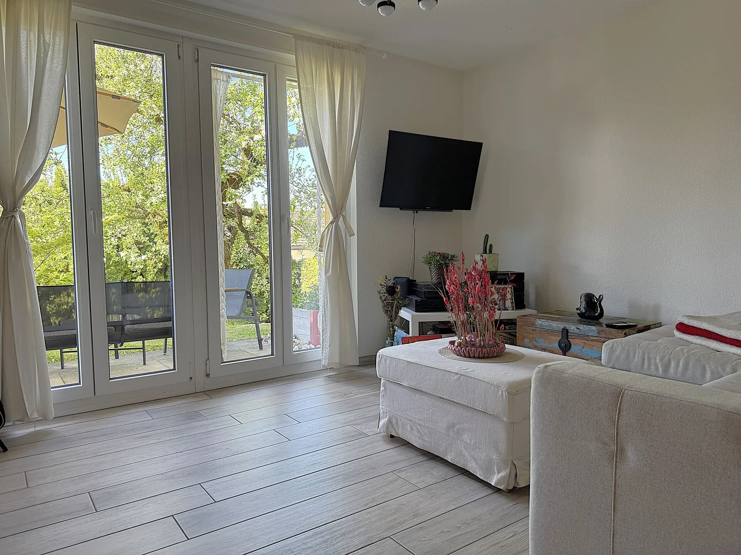 Charming and cozy living oasis with Mediterranean flair - Photo 15 of 21